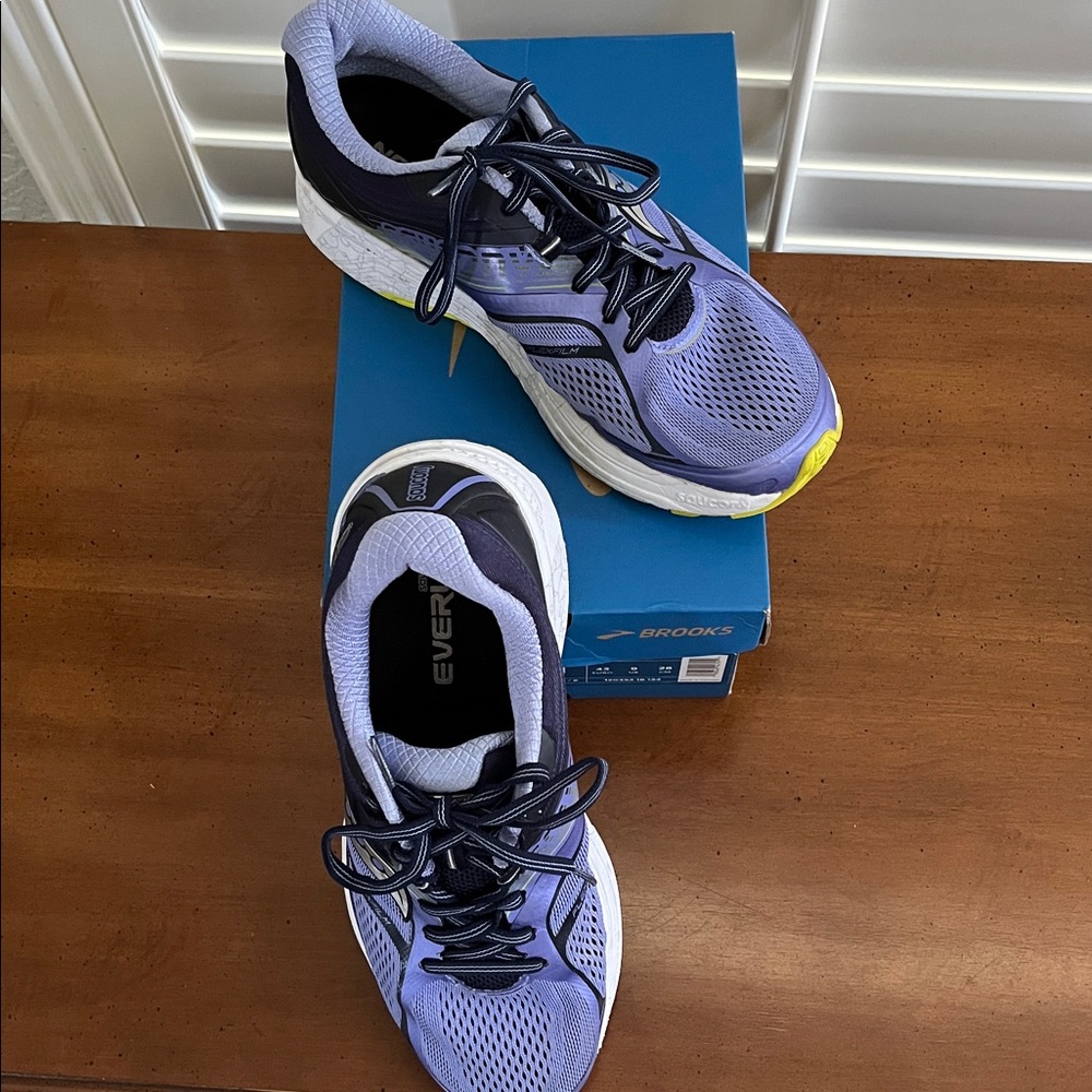 Saucony Ever Ride 10 Women’s  Running Shoes - Blue size 11 B